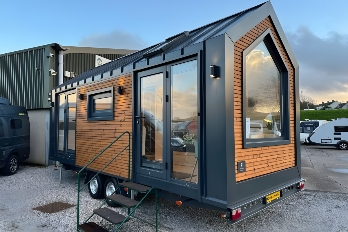 کانکس چرخدار چیست؟